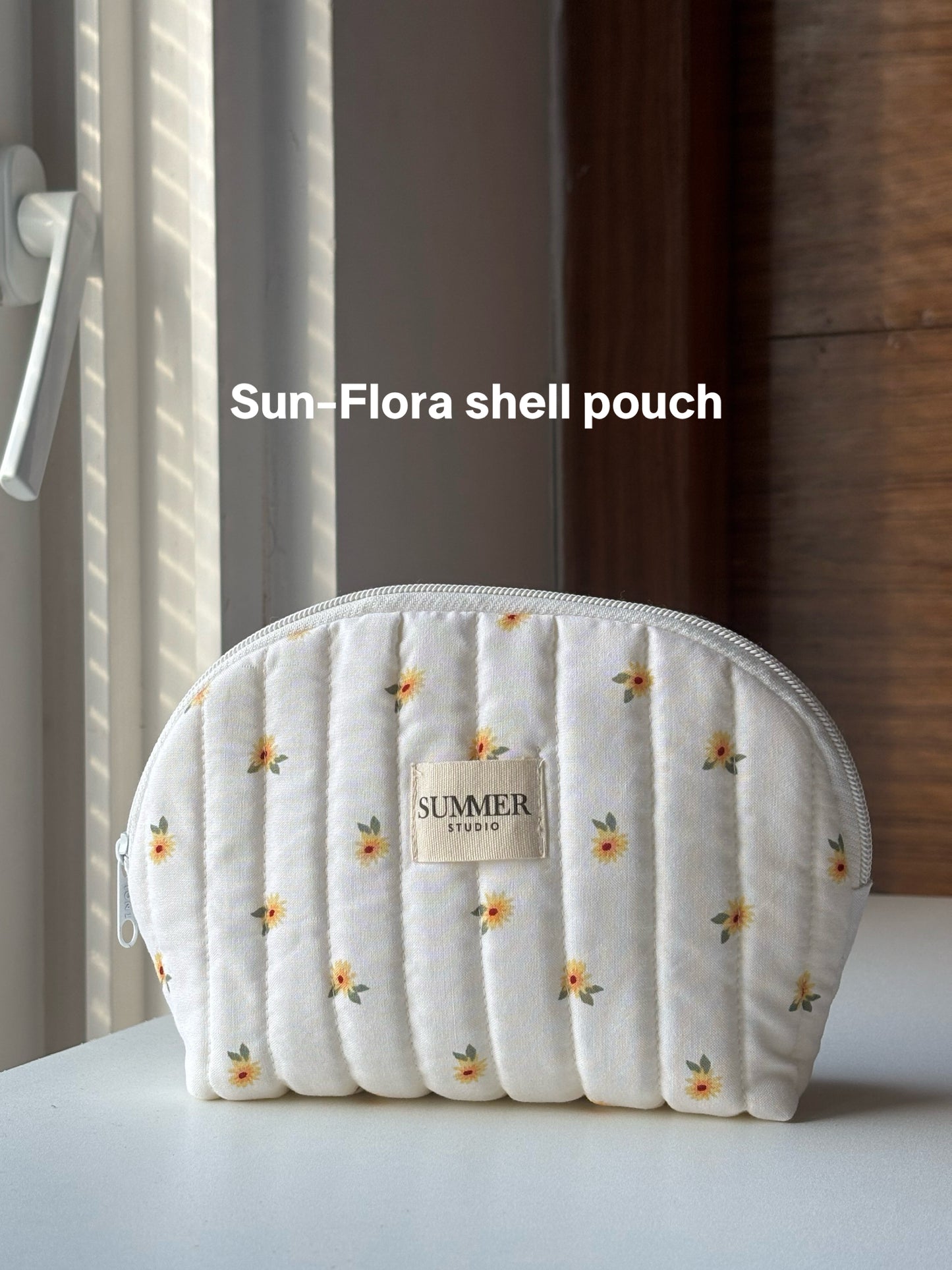 Sun-Flora shell pouch