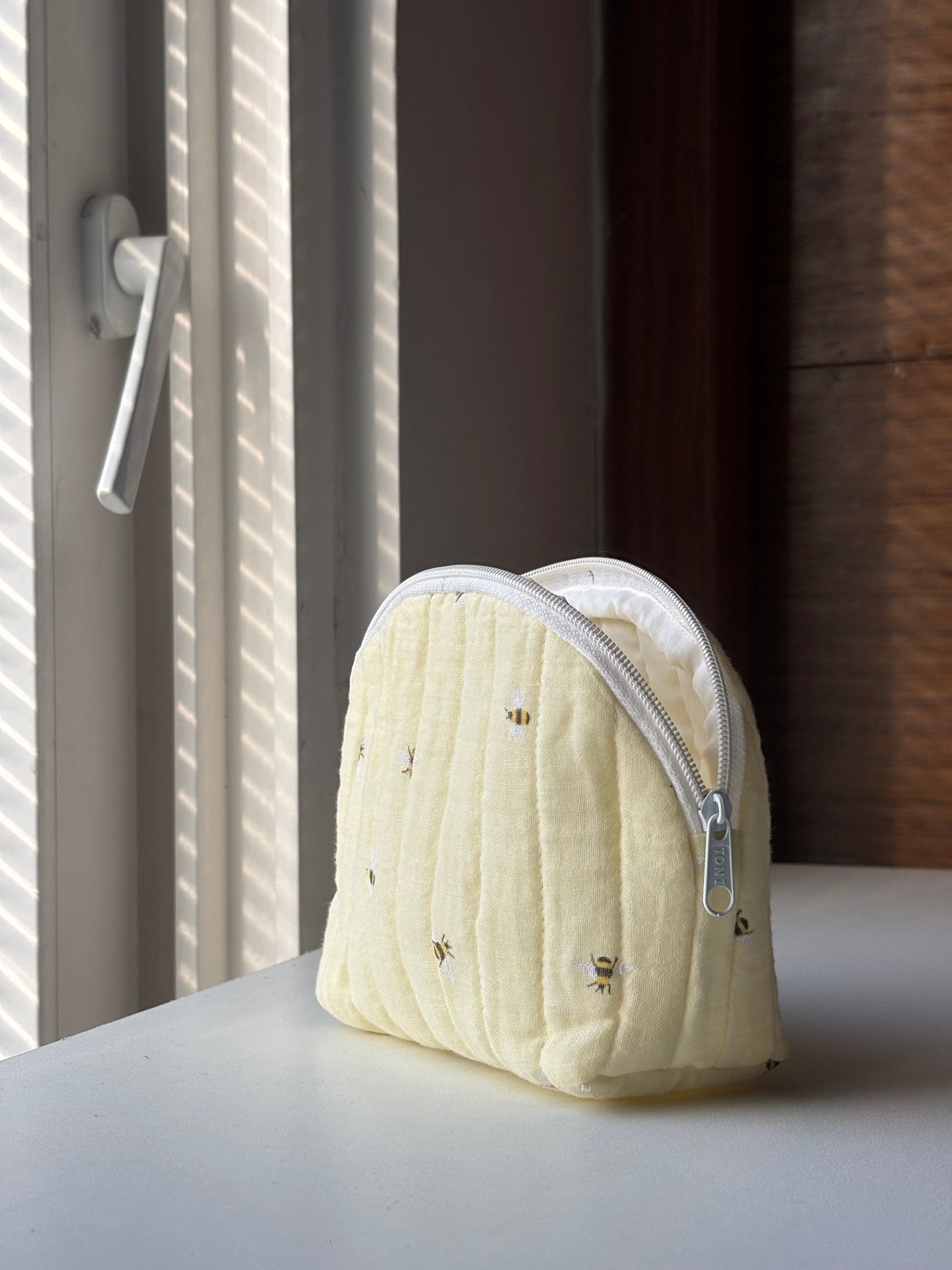 Butter Bee shell pouch